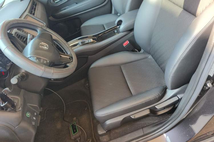 Used Honda Vezel 2022 1.5L CVT Phantom Night Pioneer Edition
