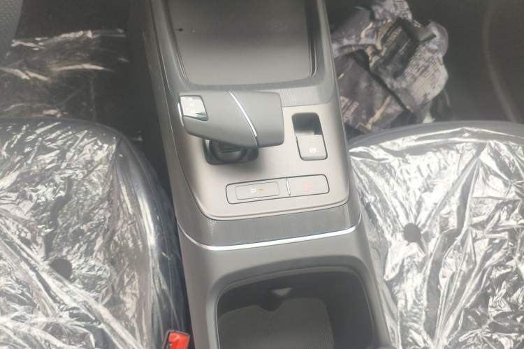 Used CHANGAN Eado 2025 Blue Whale 1.5T 500Bar Prestige Model