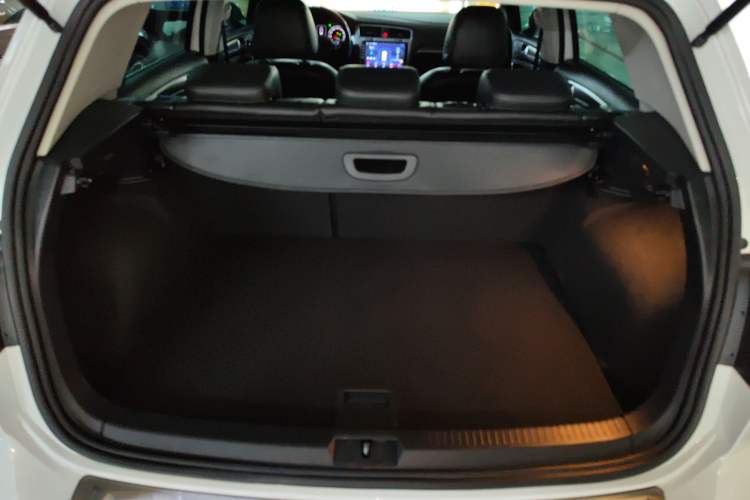 Used Volkswagen Golf 2016 230TSI Automatic Luxury Version