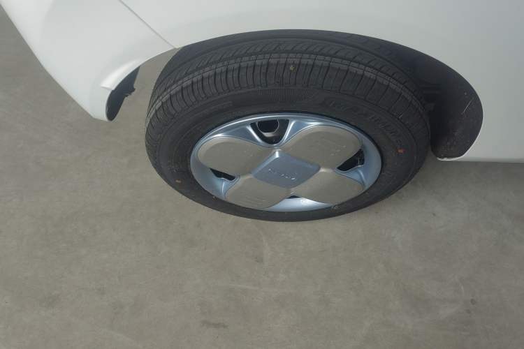 Used Geely Galaxy Panda 2024 Panda Mini 200km Endurance Bear
