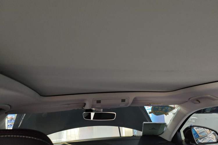 Used Volkswagen Tayron 2021 280TSI Two-Wheel Drive Luxury Smart Connectivity Version
