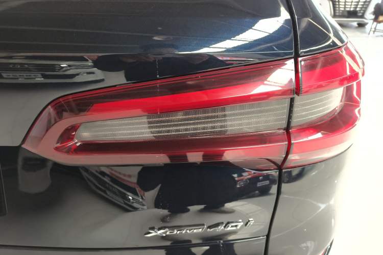 Used BMW X5 2021 xDrive40i M Sport Package