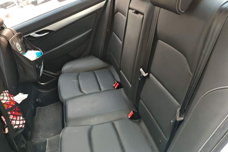 Used Geely Auto Emgrand 2018 1.5L CVT Upward Connect Edition
