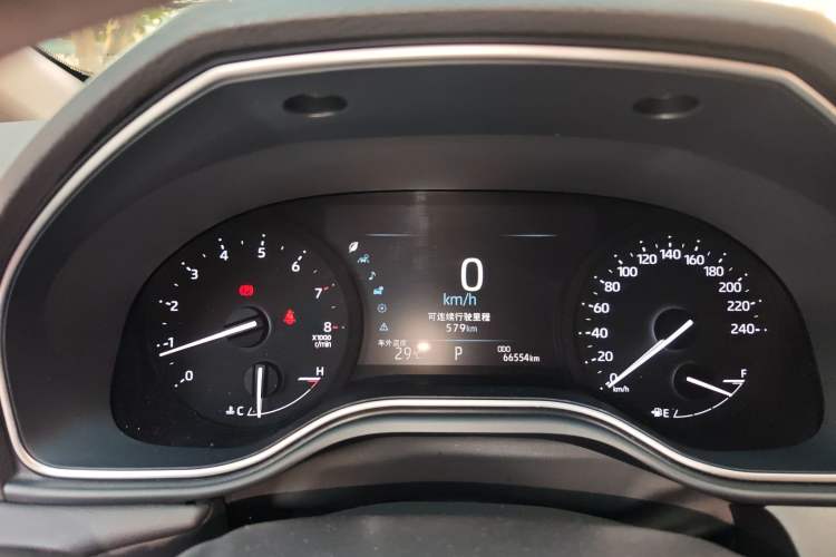 Used Toyota Avalon 2019 2.5L Ambition Version China VI Standard
