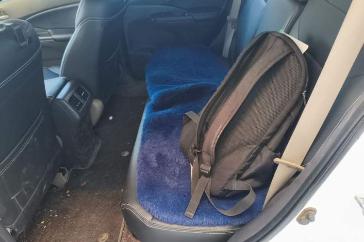 Used Honda CR-V 2012 2.0L two-wheel drive urban version
