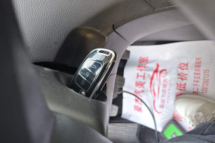 Used Dongfeng Aeolus AX7 2016 2.0L Manual Zhuyue Model
