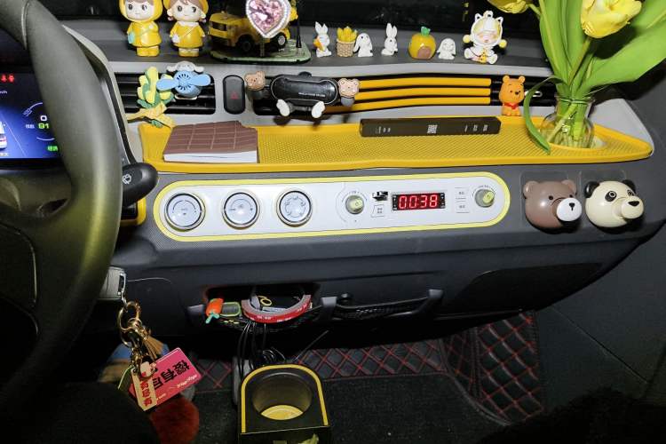 Used Wuling Hongguang MINIEV 2021 Macaron Fashion Model Lithium Iron Phosphate