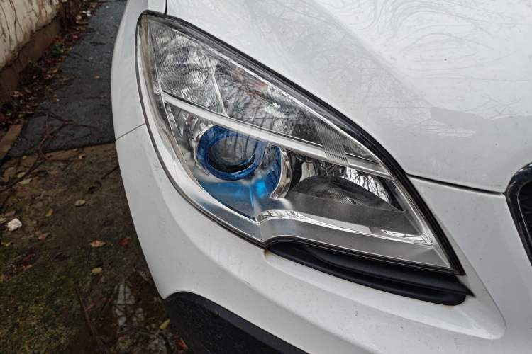 Used Buick Encore 2015 1.4T Automatic Two-Wheel Drive Urban Elite Version