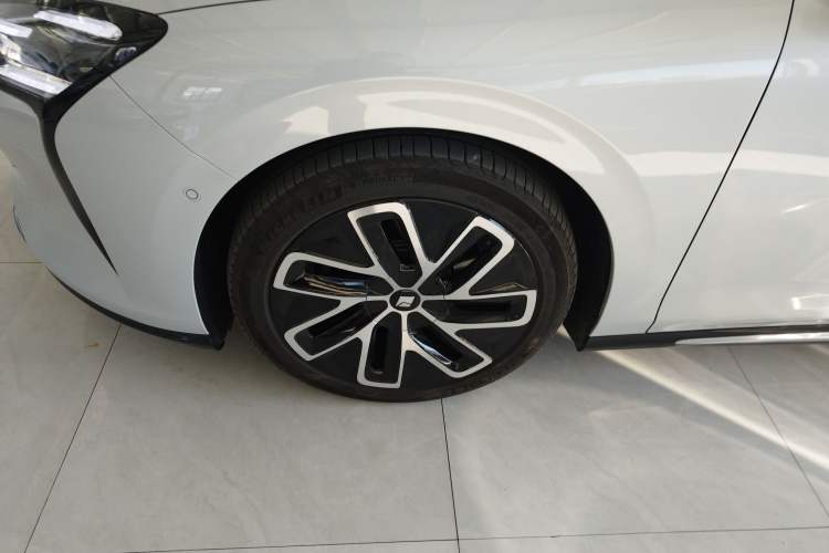 Used Baojun Enjoy 2025 All-Electric 600km Luxury Edition