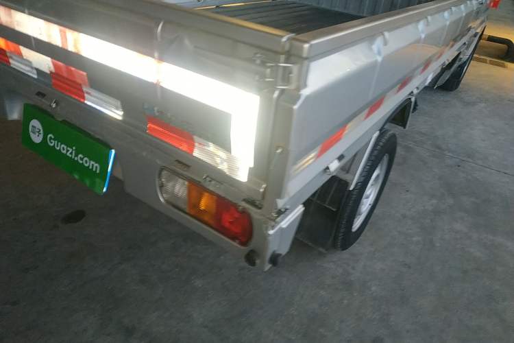 Used Wuling Rongguang Small Truck 2020 1.2L Base Version China VI Standard Single-Row LSI