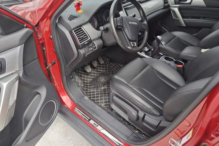 Used Haval H2 2018 Red-Label 1.5T Manual Two-Wheel Drive Luxury Model
