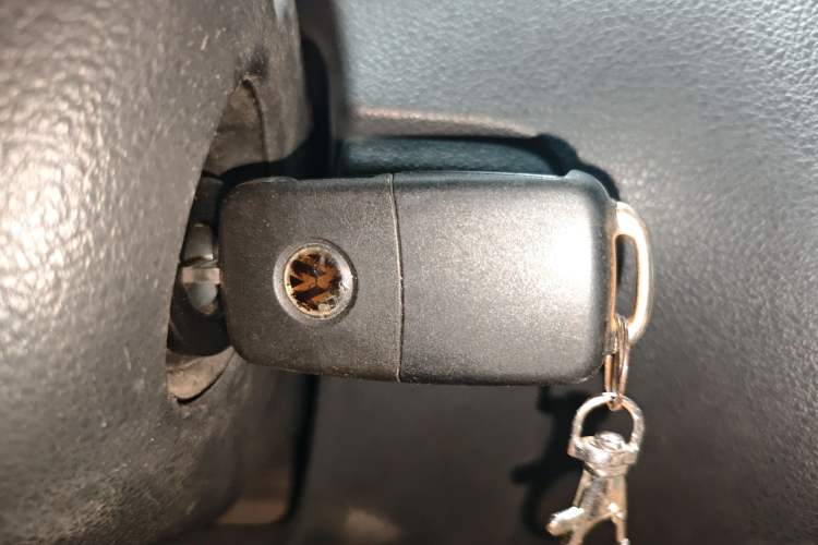 Used Volkswagen Polo 2013 1.4L Manual Comfort Edition Vehicle Key