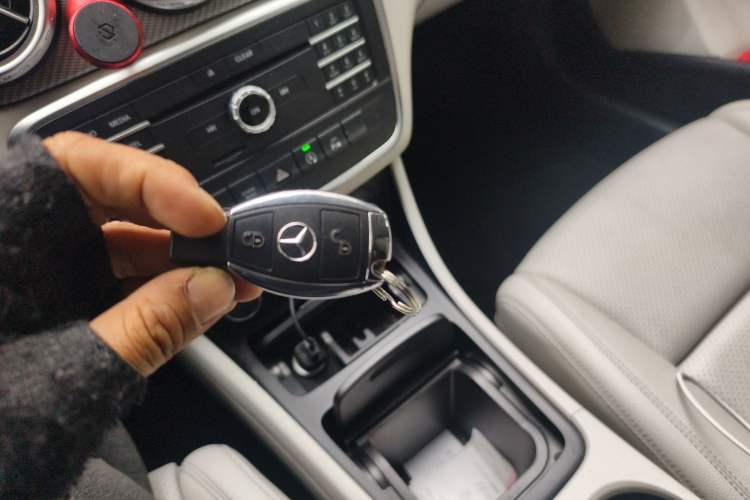 Used Mercedes-Benz GLA 2016 GLA 200 Fashion Model Vehicle Key