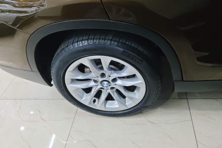 Used BMW X1 2015 sDrive18i Fashion Upgrade Edition Right Rear Wheel Hub