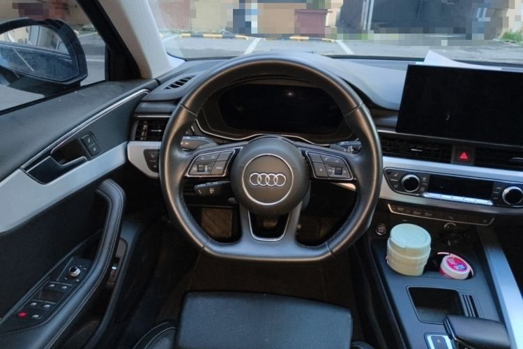 Used Audi A4L 2022 40 TFSI Luxury Dynamic Model