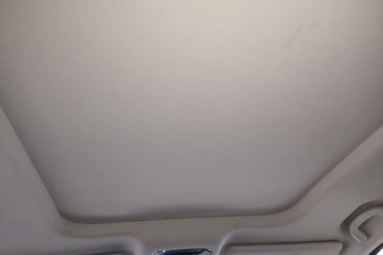 Used JETOUR X90 2019 1.5T DCT Smart Enjoyment Version 5 Seats China VI Standard Headliner