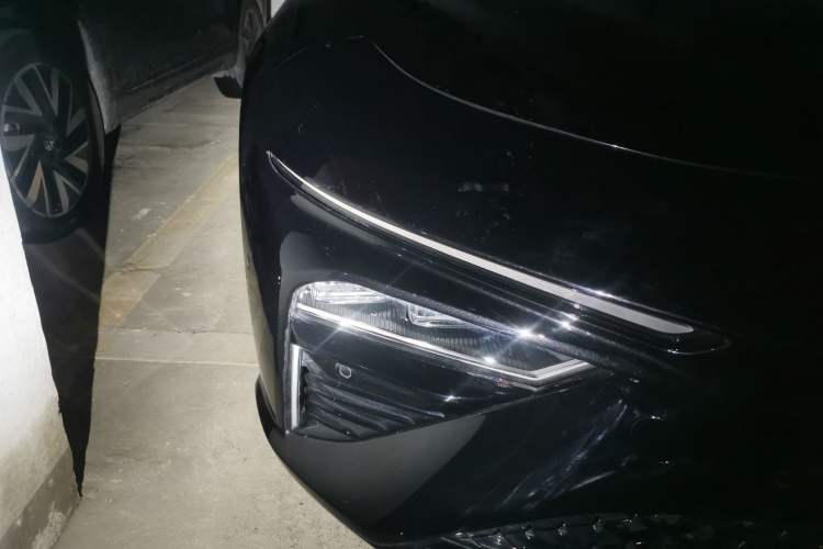 Used NETA S 2022 Extended-Range Version 1160 km Range Rear-Wheel Drive Mid-Grade