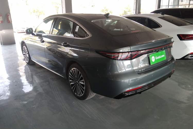 Used Chery Fengyun A8L 2025 1.5 TGDI 145 km Luxury Version Rear Left 45 Deg