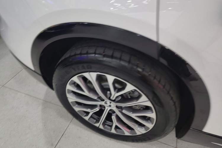 Used Nio ES6 2025 75 kWh Right Rear Wheel Hub