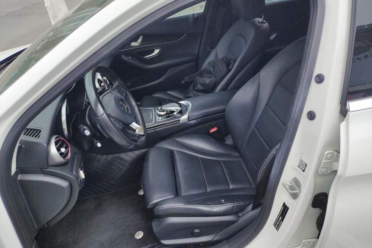 Used Mercedes-Benz C-Class 2015 C 200 station wagon
