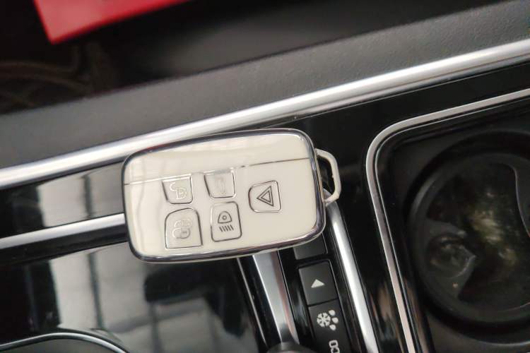 Used Jaguar XEL 2019 2.0T 200 PS Elite Edition