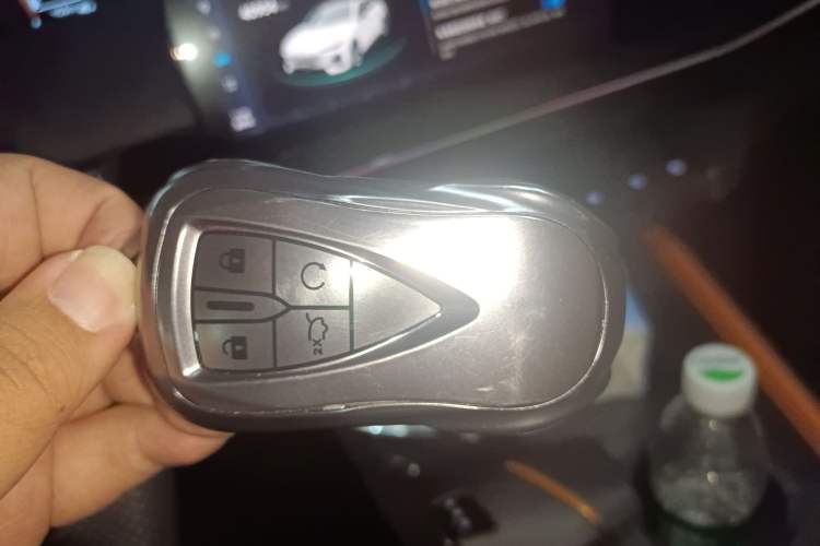 Used CHANGAN UNI-V 2022 1.5T Prestige Version Vehicle Key