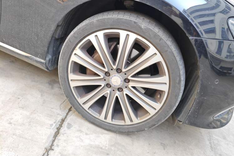 Used Mercedes-Benz E-Class 2016 E 300 L Luxury Model
