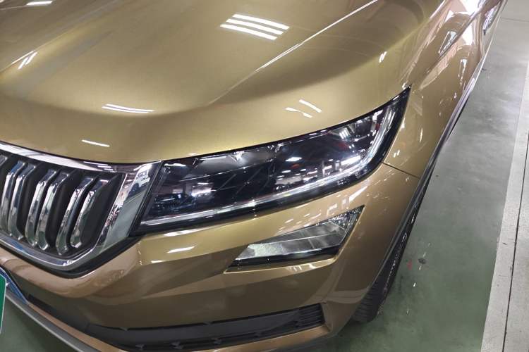 Used Skoda Kodiaq 2019 TSI330 5-Seat Two-Wheel Drive Luxury Enjoyment Edition China V Standard Left Front Headlight