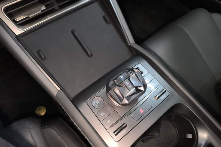 Used BYD Qin L 2024 DM-i 120KM Leading Model