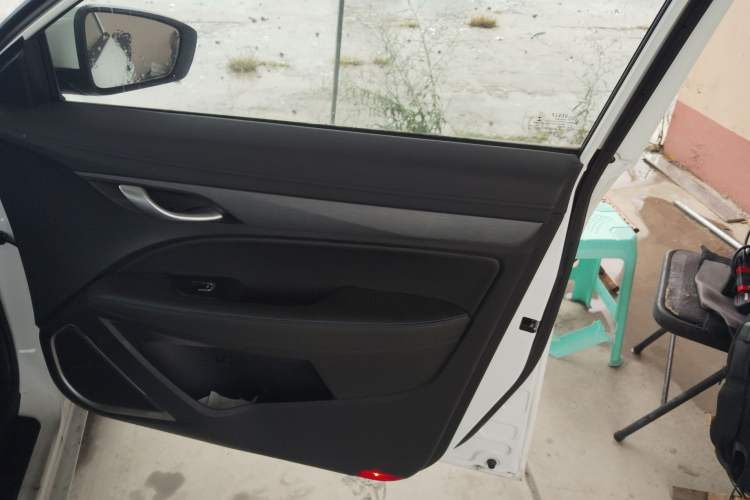 Used Geely Auto Emgrand New Energy 2018 EV450 Ambition Model
