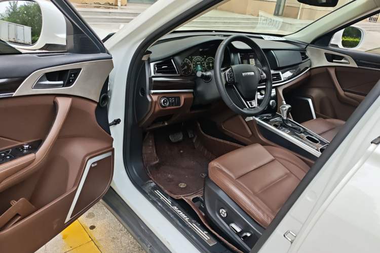 Used Haval H7 2019 2.0T Smart Enjoyment Version China VI Standard