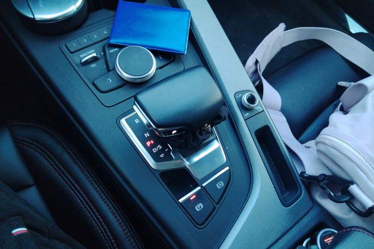 Used Audi A4L 2019 40 TFSI Ambition China VI