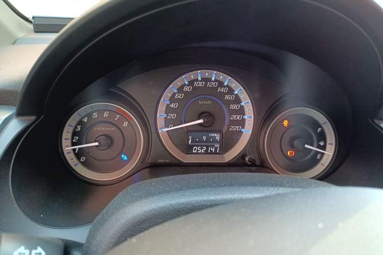 Used Honda City Classic 2012 1.5L manual Comfort version
