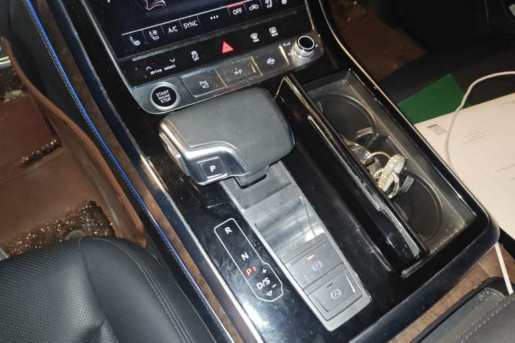 Used Audi Q7 2023 45 TFSI quattro S line Sport model