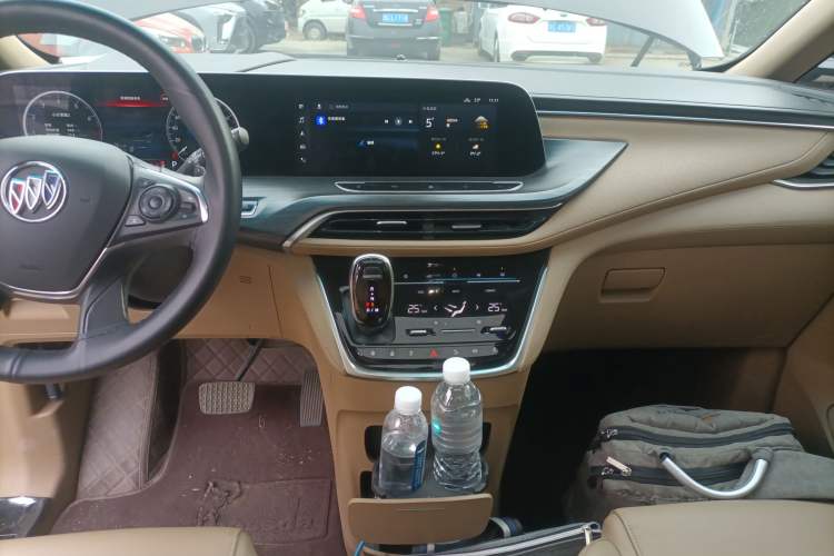 Used Buick GL8 2021 ES Landtrek 653T Luxury Model