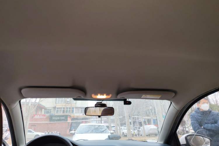 Used Peugeot 301 2014 1.6L Manual Comfort Edition
