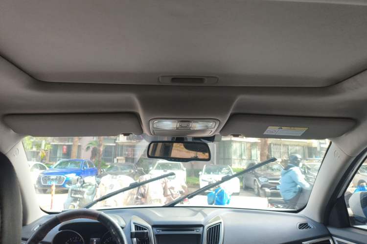 Used CHANGAN CS75 2014 1.8T Automatic Elite Model China IV Standard Headliner