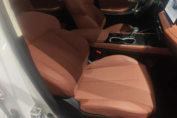 Used CHANGAN CS75 2026 Model PRO 1.5T DCT Prestige 7-Seater Right Front Seat