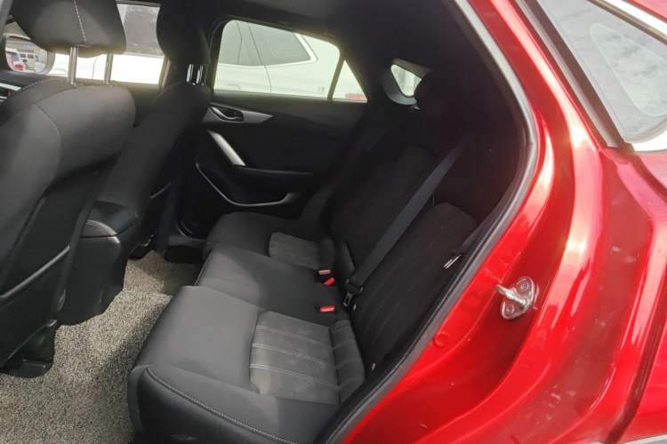 Used Mazda CX-4 2018 2.0L Automatic Two-Wheel Drive Blue Sky Dynamic Version China VI Standard