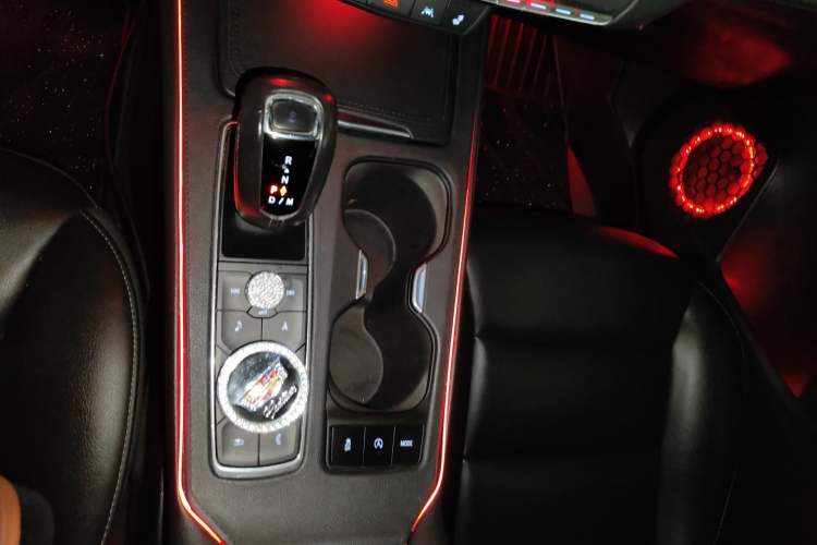 Used Cadillac XT4 2018 28T Four-Wheel Drive Leading Model
