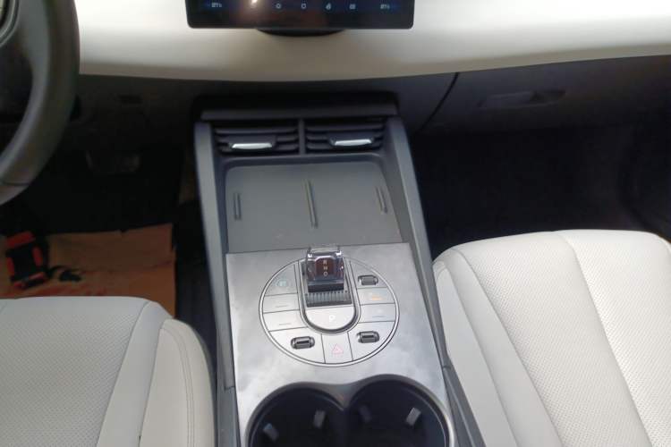 Used BYD Seal 06 New Energy 2024 DM-i 80KM Luxury Model Gear Lever