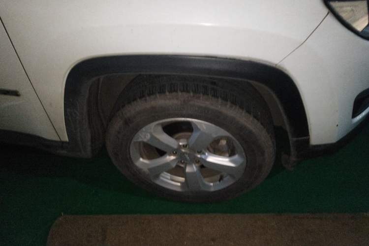 Used Jeep Compass 2017 200T Automatic Family Edition
