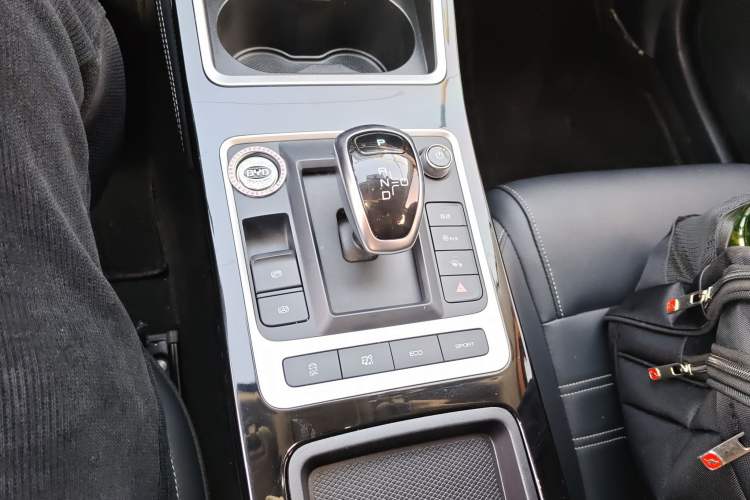 Used BYD Qin New Energy 2019 High-Range Luxury Model