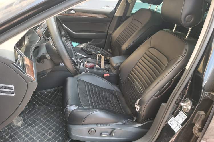 Used Volkswagen Magotan 2017 330TSI DSG Luxury Model Left Front Seat