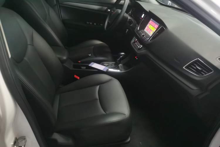 Used Roewe 360 2015 1.5L Automatic Luxury Edition