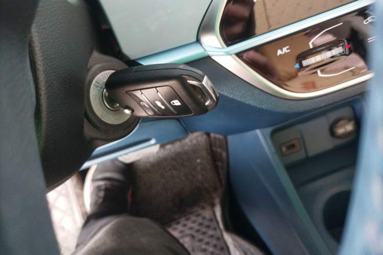 Used CHANGAN OSHAN Benni E-Star 2022 Qingxin Edition Colorful Model Lithium Iron Phosphate Vehicle Key