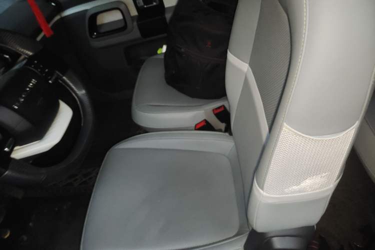 Used Baojun KiWi EV 2021 Artist Model Lithium Iron Phosphate Left Rear Seat