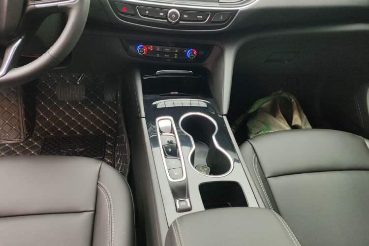 Used Buick Regal 2024 25T Deluxe Edition