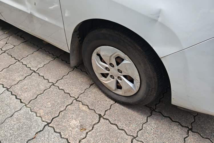 Used JAC Refine M4 2016 2.0L Manual Comfort Edition
