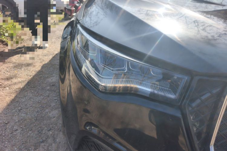 Used Zotye T700 2017 1.8T Dual-Clutch Luxury Model Right Front Headlight